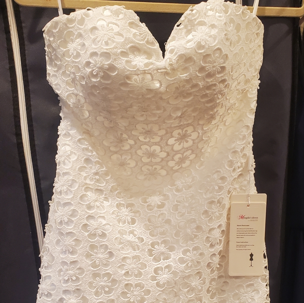 White dress with detachable Train